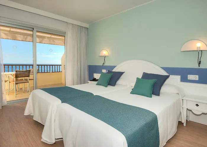 Hovima Jardin Caleta Hotel 3*